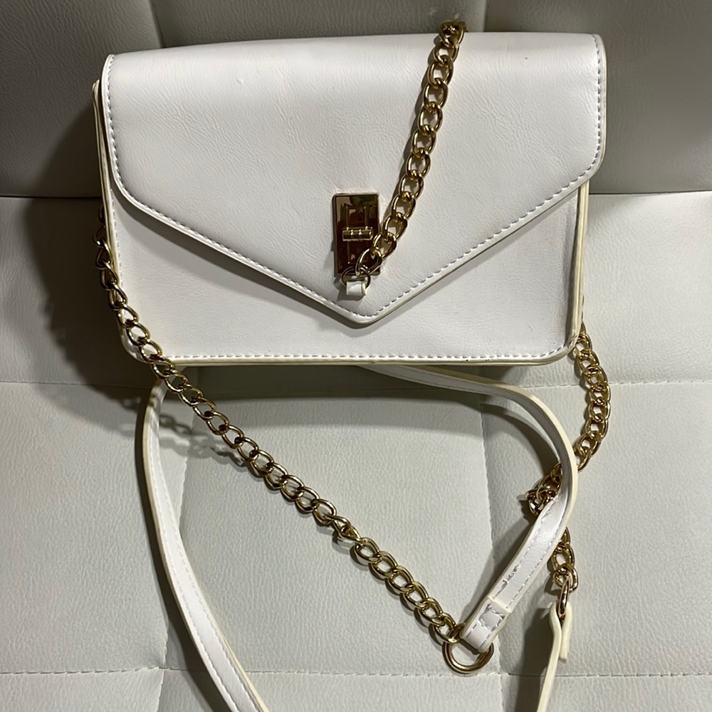 LD White  Flap Chain Square Bag – Women Satchels
